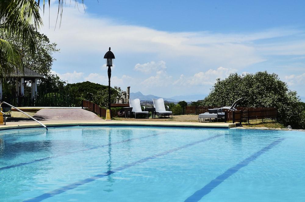 Thunderbird Resorts - Rizal Binangonan Экстерьер фото