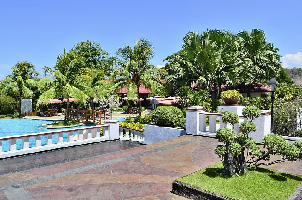 Thunderbird Resorts - Rizal Binangonan Экстерьер фото