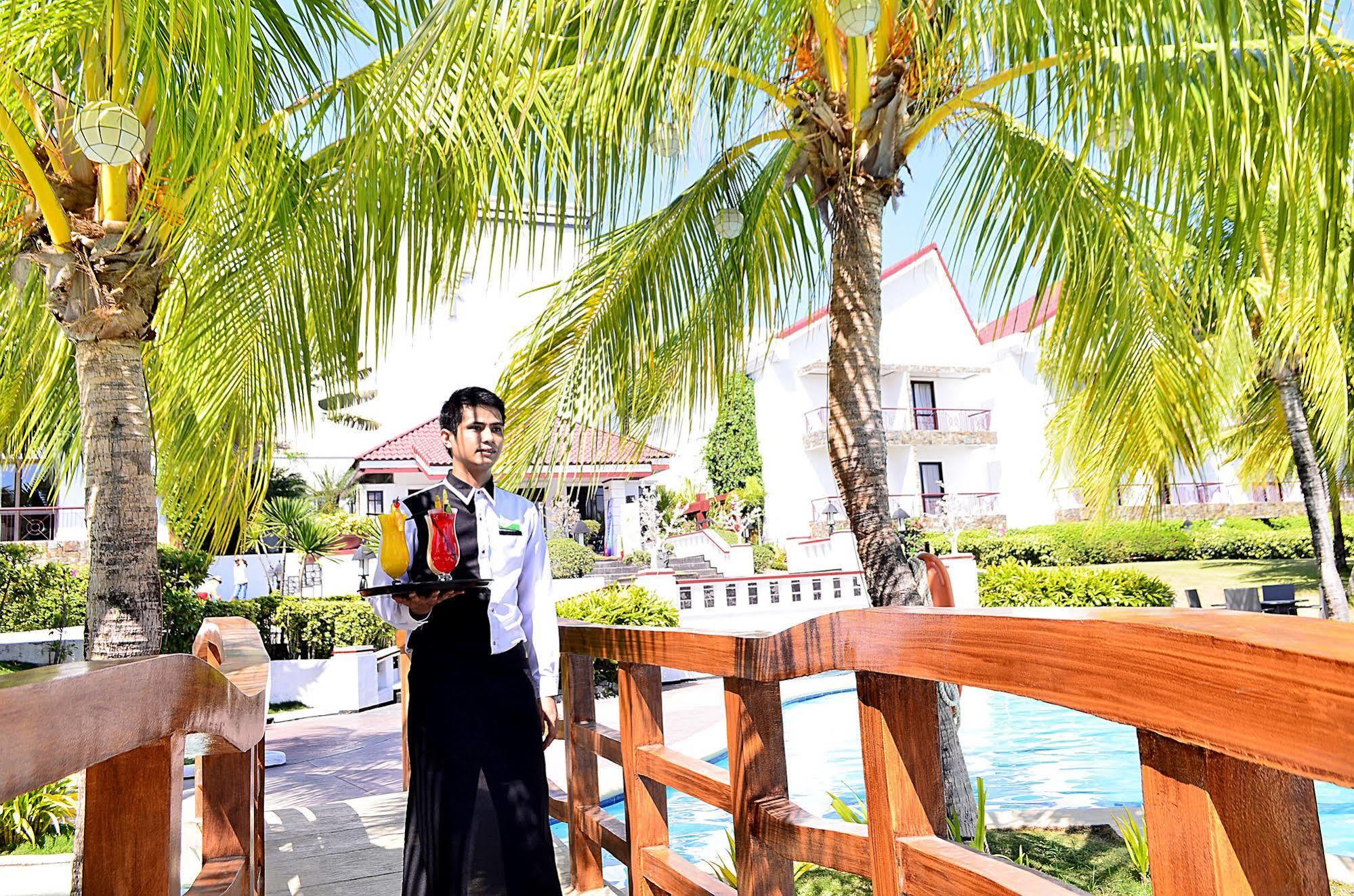 Thunderbird Resorts - Rizal Binangonan Экстерьер фото