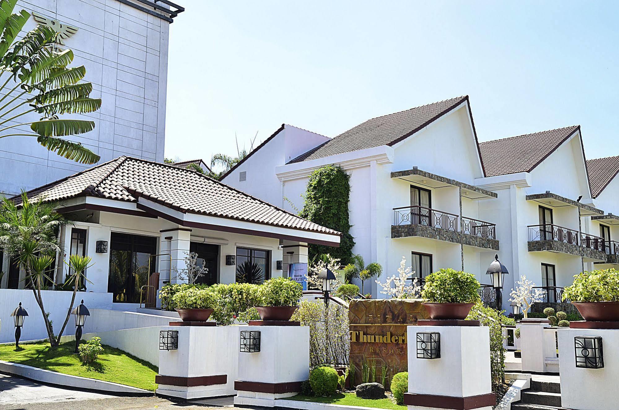 Thunderbird Resorts - Rizal Binangonan Экстерьер фото